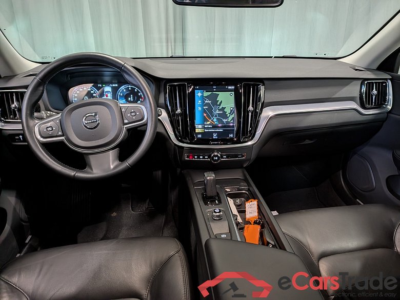 VOLVO V60 2.0 B3 Mom. Adv. #5