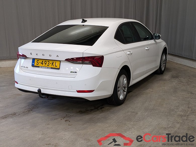 SKODA OCTAVIA 1.0 e-TSI BnsEdition #3