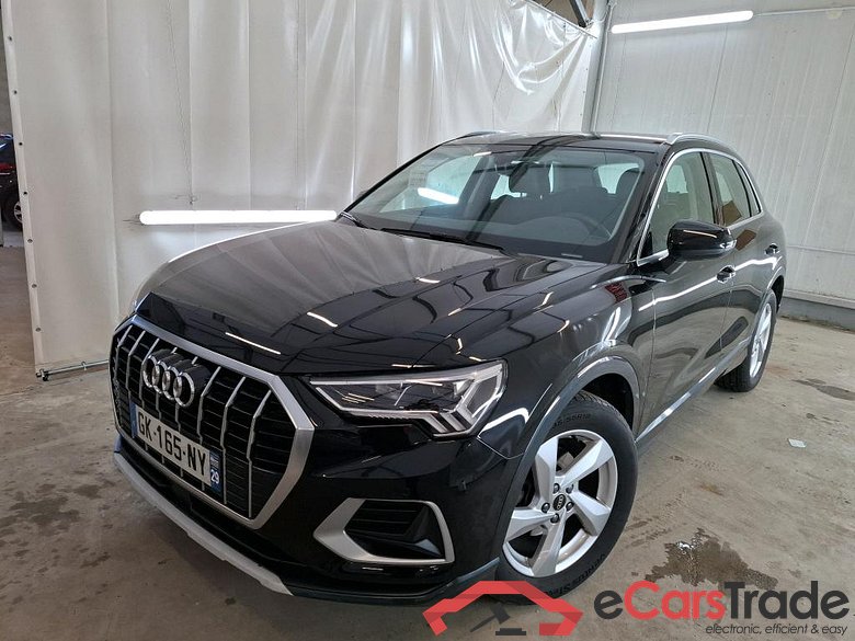 AUDI Q3 / 2018 / 5P / SUV 35 TFSI 150 MHEV S TRONIC DESIGN LUXE