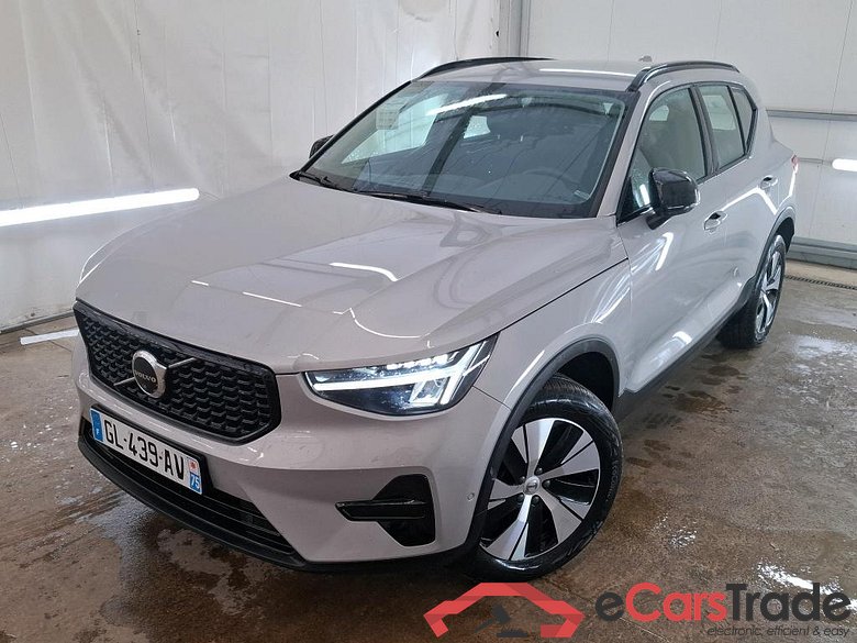 VOLVO XC40 / 2022 / 5P / SUV B3 163 DCT 7 Plus