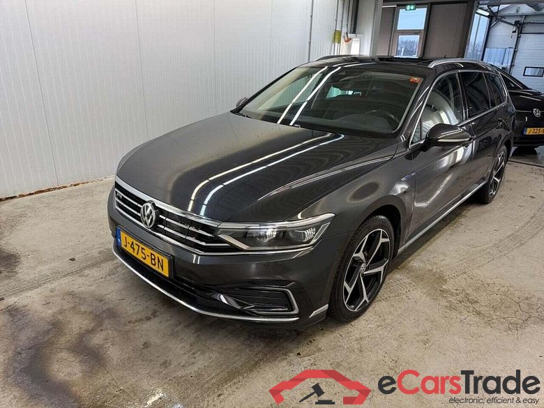 VOLKSWAGEN Passat Variant 1.4 TSI PHEV GTE Bns