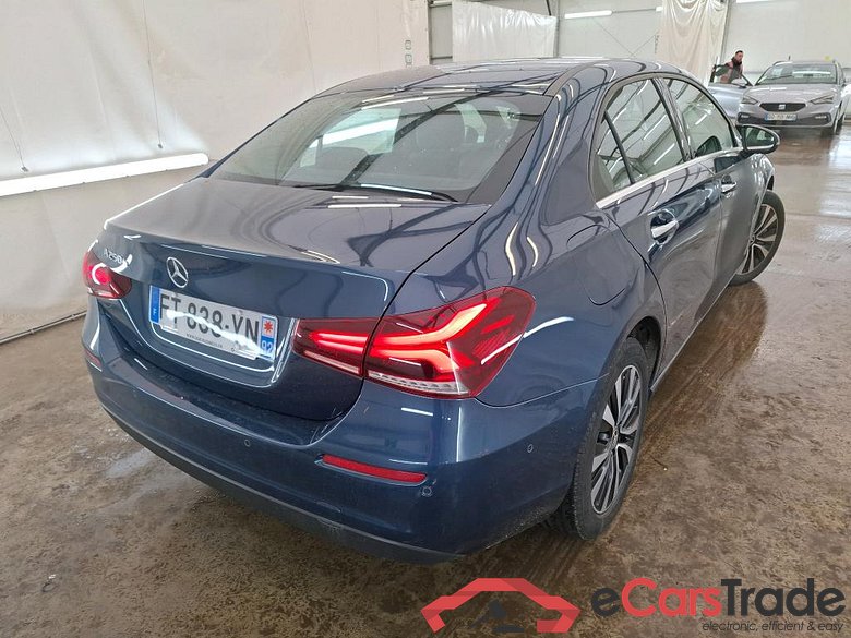 MERCEDES-BENZ Classe A Berline / 2018 / 4P / Berline A 250 e Business Line 8G-DCT #3