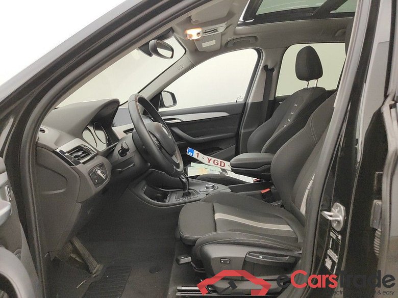 BMW X1 sDrive16dA (85 kW) 5d #3