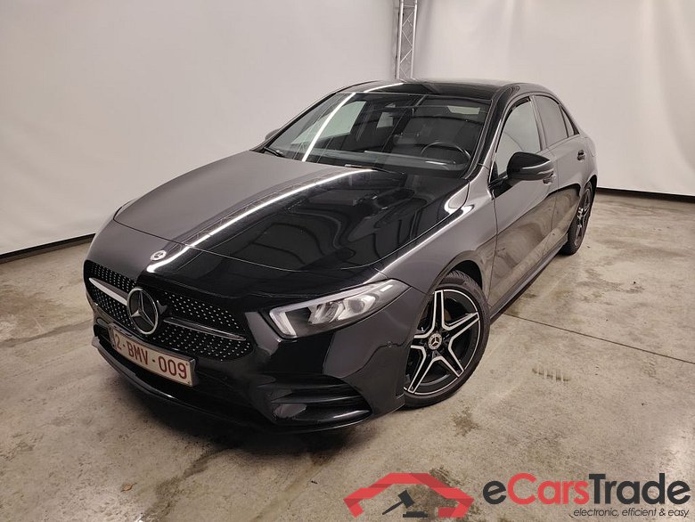 Mercedes-Benz A-Klasse Limousine A 180d Business Solution 4d #1
