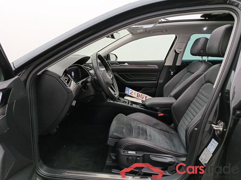 Volkswagen Passat Variant 1.5 TSI OPF DSG7 Elegance Business 5d #3