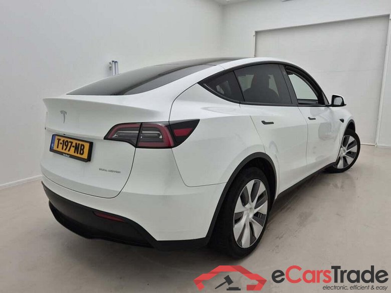 Tesla Model Y Long Range AWD 75 kWh #2
