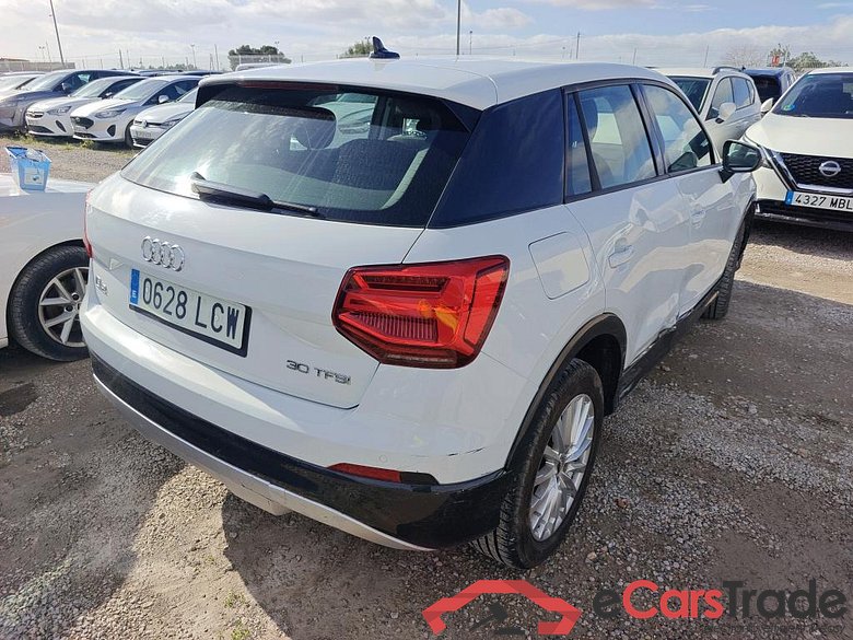 AUDI Q2 / 2016 / 5P / todoterreno Design 30 TFSI 85kW (116CV) #2