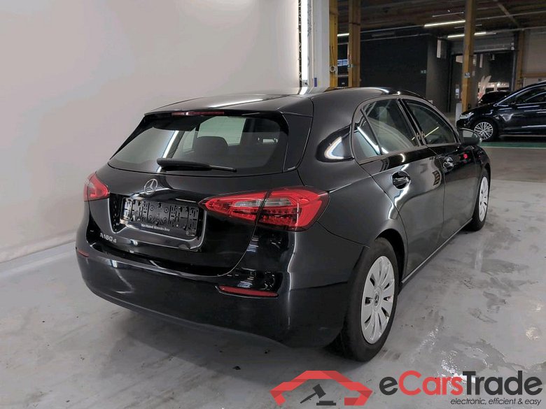 MERCEDES-BENZ A-CLASS 180 D BUSINESS SOLUTION ESSENTIAL #4