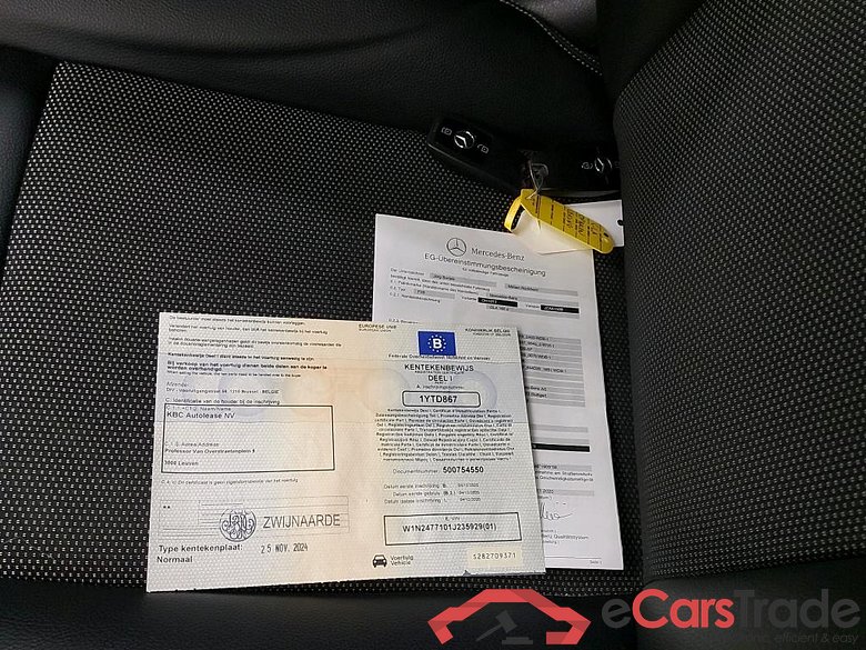 MERCEDES - MER GLA 180 d 116PK DCT Business Solution With Smartphone Intergration & Pano Roof #4