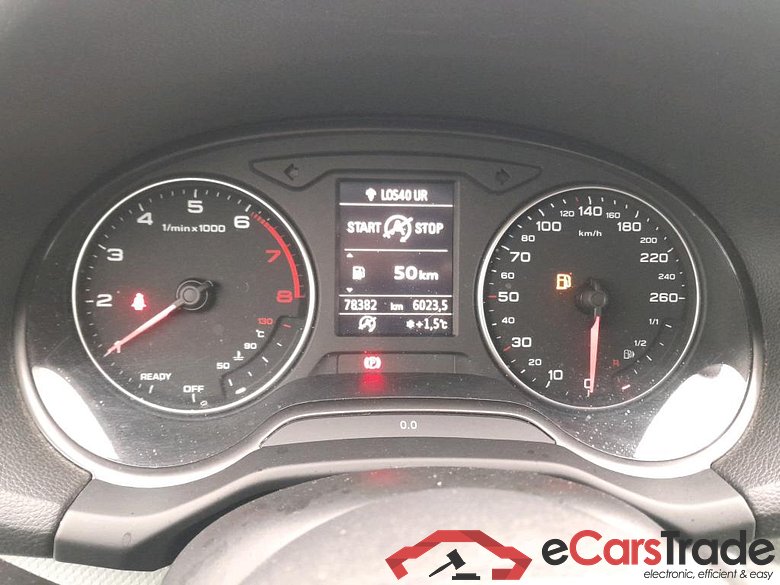 AUDI Q2 / 2016 / 5P / todoterreno Design 30 TFSI 85kW (116CV) #4