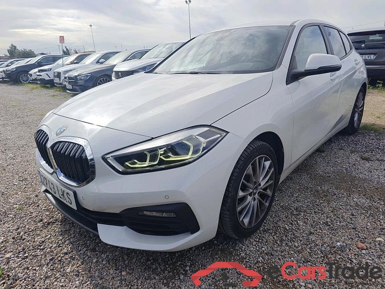 BMW Serie 1 / 2019 / 5P / berlina con portón 118i #1