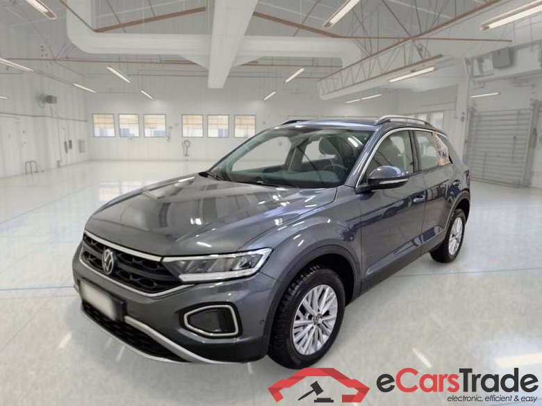 VOLKSWAGEN T-ROC / 2021 / 5P / SUV 1.5 TSI ACT LIFE DSG