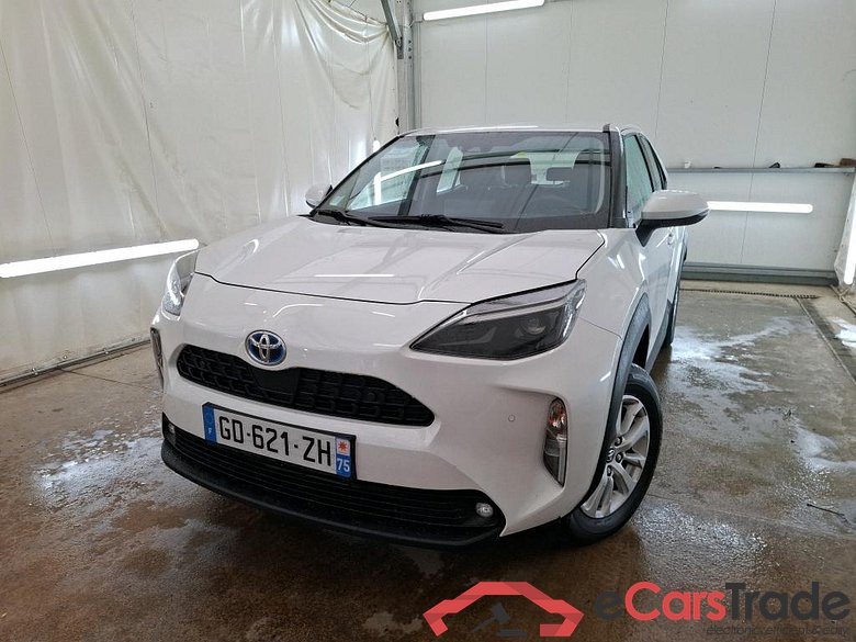TOYOTA Yaris Cross Hybride / 2021 / 5P / SUV 1.5 HYBRID 116H DYNAMIC BUSINESS BEY AWD