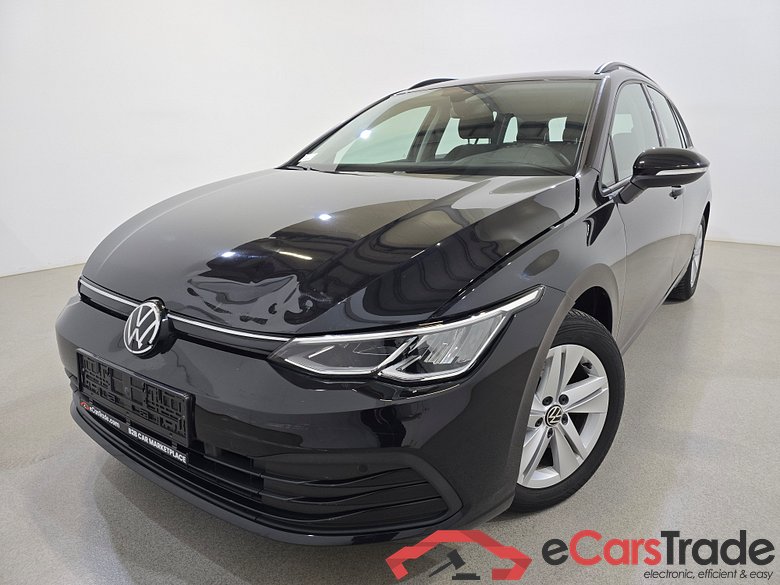 Volkswagen Golf 1.0 TSI Life LED ACC Virtual Ambient Navi KeylessGo Camera Klima PDC ... #1