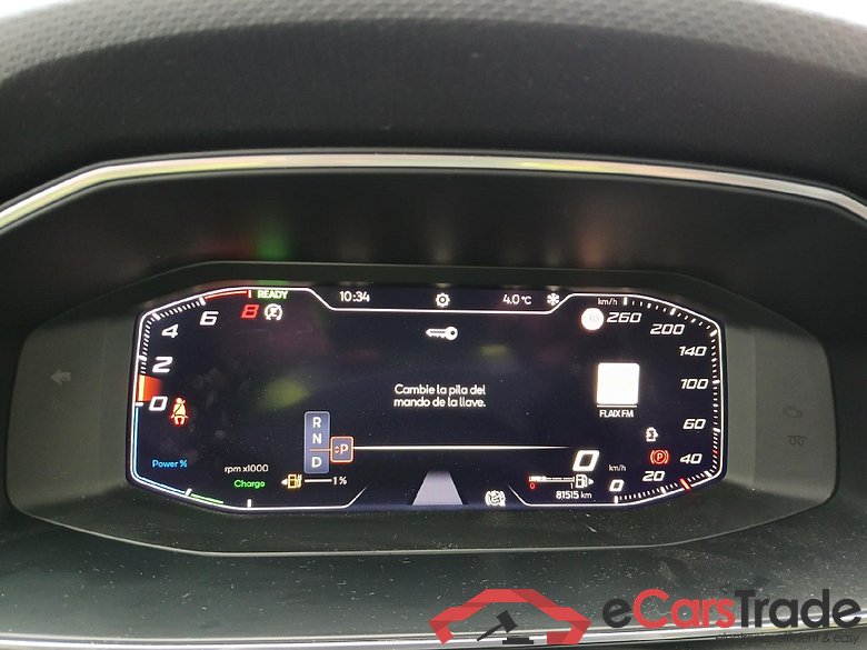 SEAT Nuevo León / 2020 / 5P / berlina con portón 1.4 e-Hybrid DSG-6 S&S FR Go XL(SP) #4