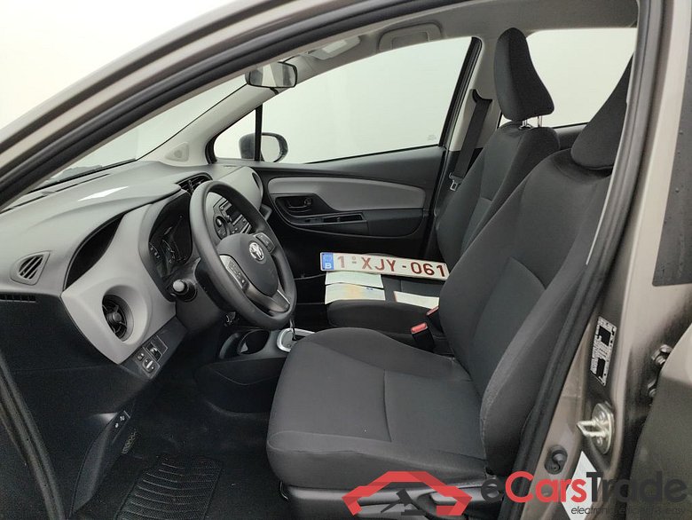 Toyota Yaris 1.5 VVT-i Hybrid Active e-CVT 5d #3