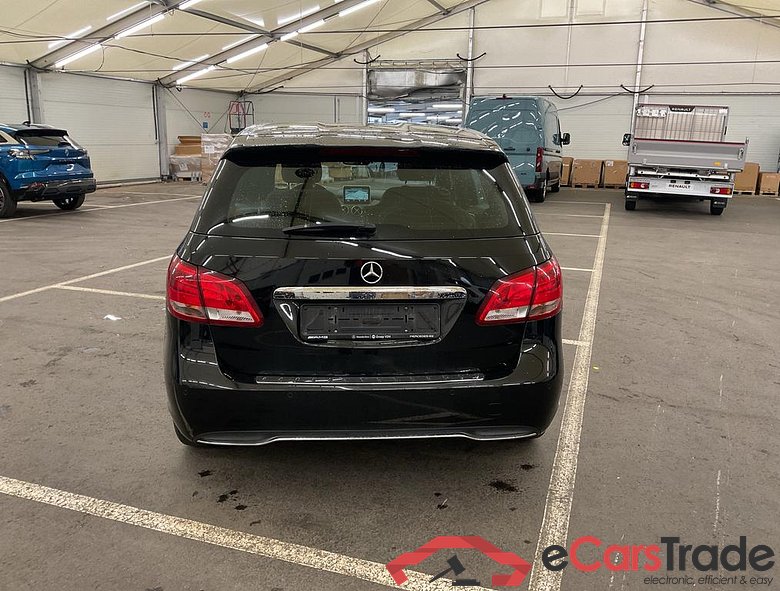 Mercedes B180d Navi-Pro Sport-Seats Klima PDC ... #6