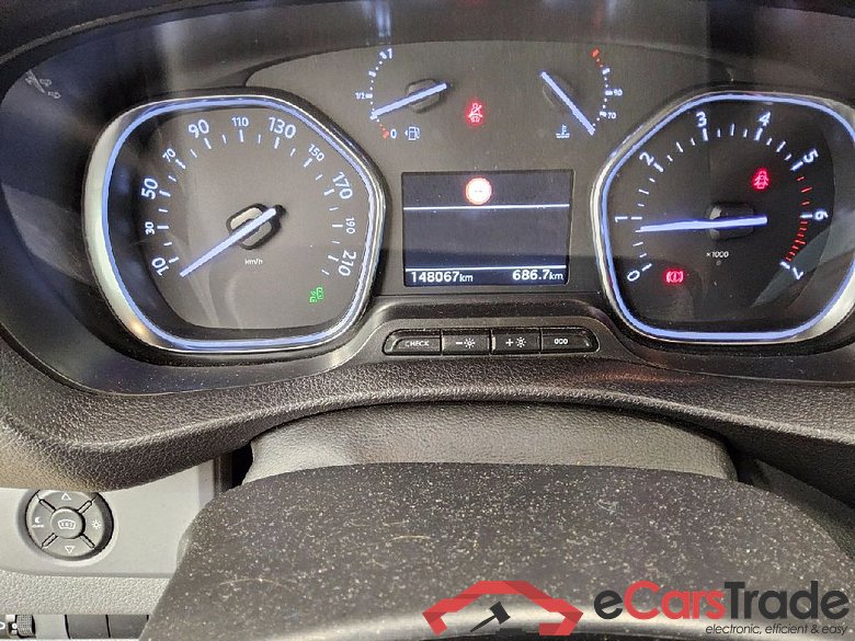 Vivaro Kasten Edition M (L2) 1.5 88KW MT6 E6dT #6