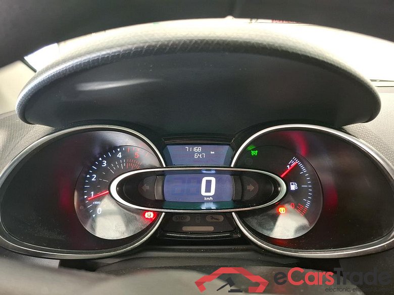 Clio IV Air MediaNav 1.5 dCi 75CV BVM5 E6 #6