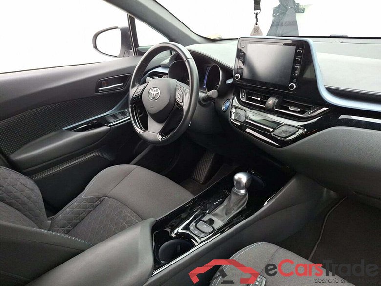 TOYOTA C-HR 1.8 HYBRID C-LUB BI-TONE E-CVT #3