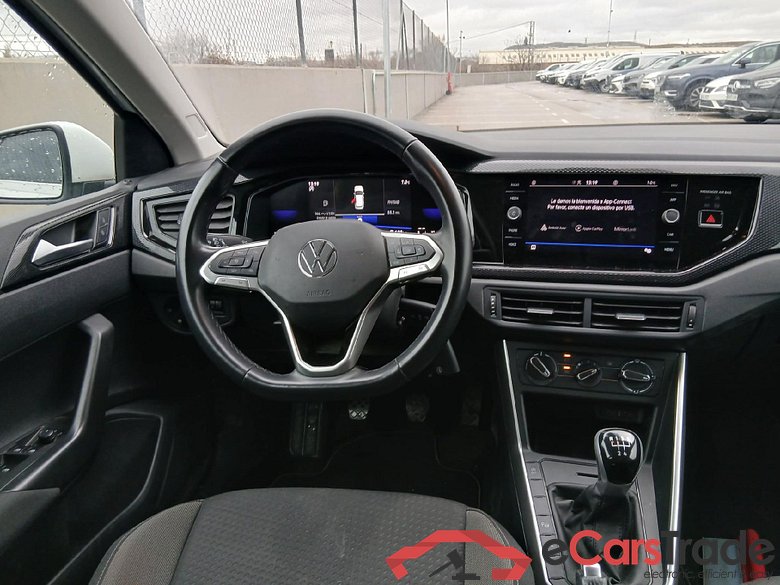 VOLKSWAGEN Polo / 2021 / 5P / berlina con portón Life 1.0 TSI 70kW (95CV) #3