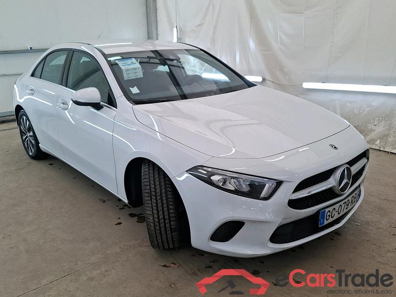 MERCEDES-BENZ Classe A Berline / 2018 / 4P / Berline A 180 d Style Line #4