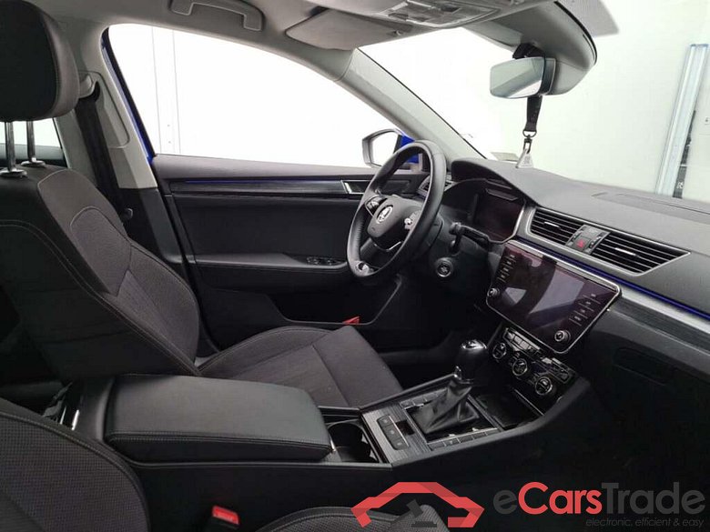 SKODA Superb Combi 1.5 TSI Bns Ed. Plus #3