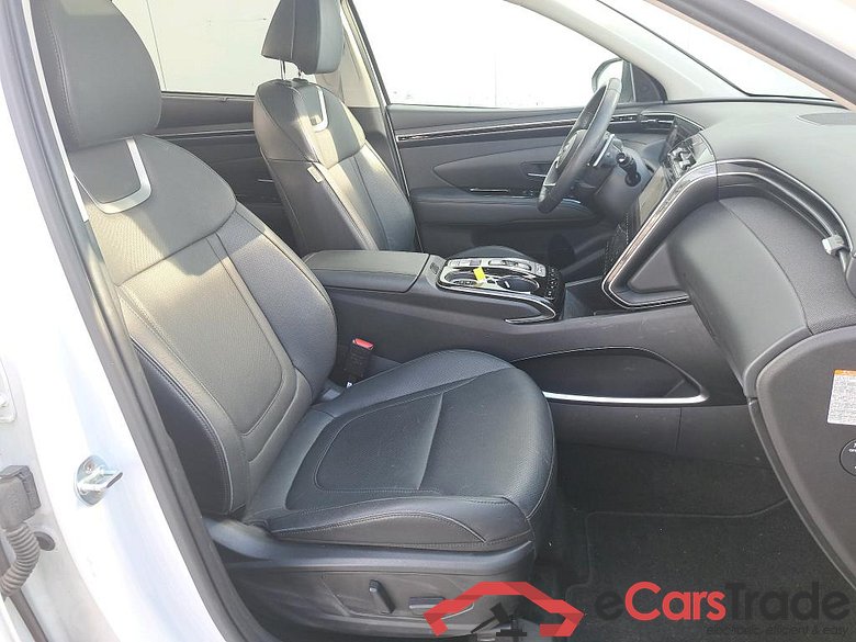 HYUNDAI Tucson / 2020 / 5P / todoterreno 1.6 TGDI PHEV 195kW Style Auto 4x4 #6
