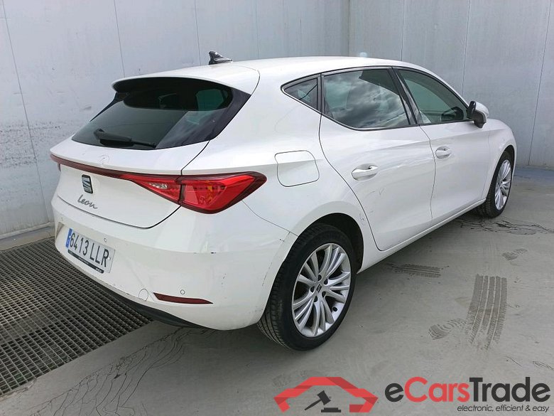 SEAT Nuevo León / 2020 / 5P / berlina con portón 2.0 TDI 85kW S&S Style Go(SP) #2