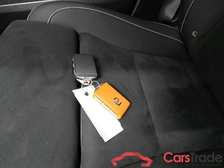 VOLVO XC40 300 kW #6