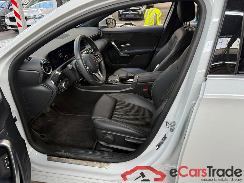 MERCEDES-BENZ A-Klasse A 250 e 8G-DCT Progressive 5d 118kW #4