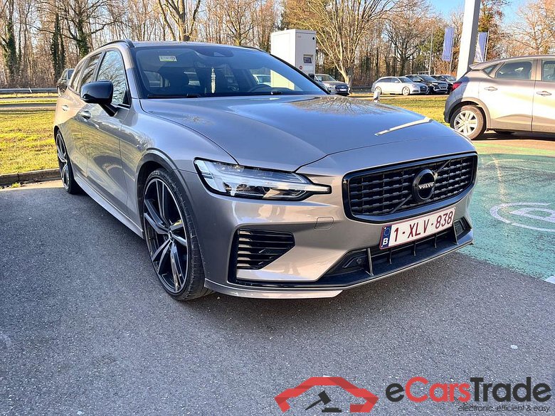 VOLVO V60 2.0 T8 AWD PHEV R-Design Geartronic #2