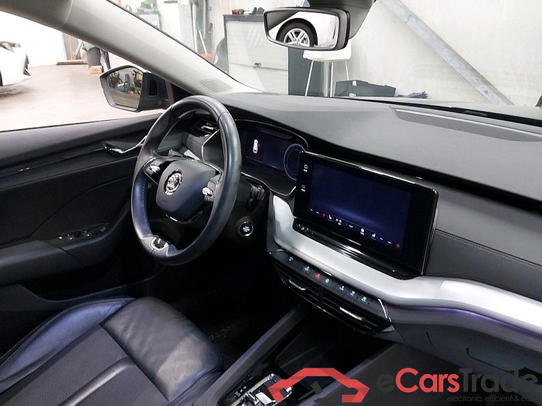 SKODA - SKO OCTAVIA COMBI CRTDI 150PK DSG7 Ambition Pack Launch & Side Assist & Adaptive Cruise Control #3