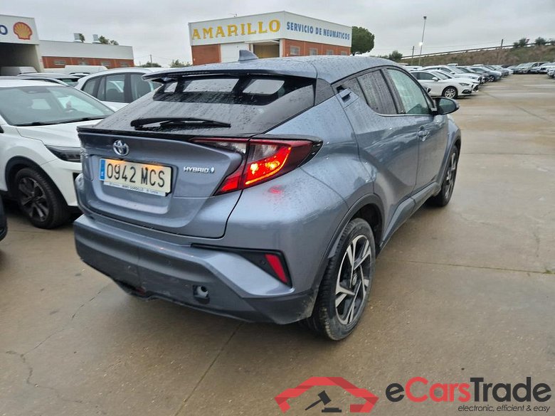 TOYOTA C-HR / 2019 / 5P / todoterreno 1.8 125H Advance #2