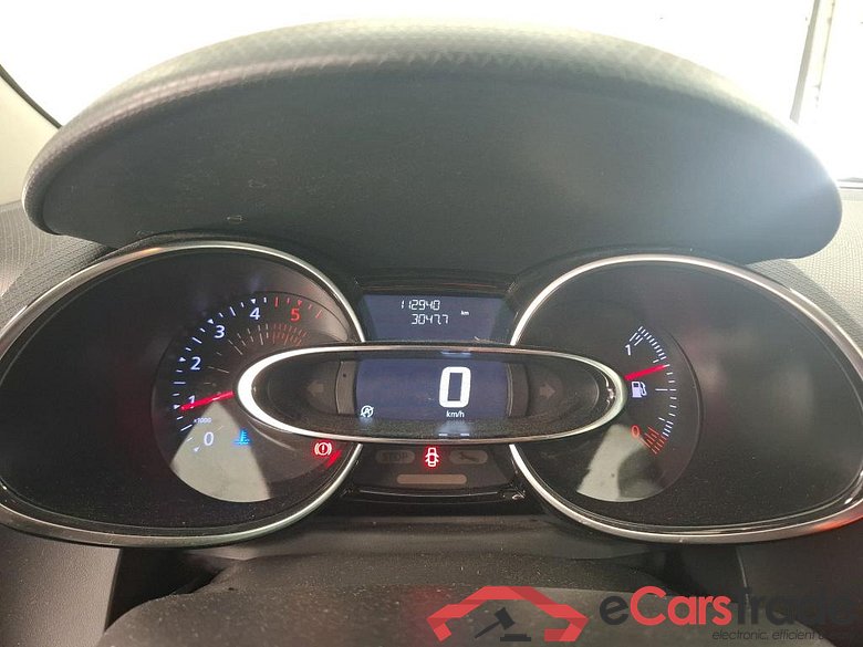 Clio IV Air MediaNav 1.5 dCi 90CV BVM5 E6 #6