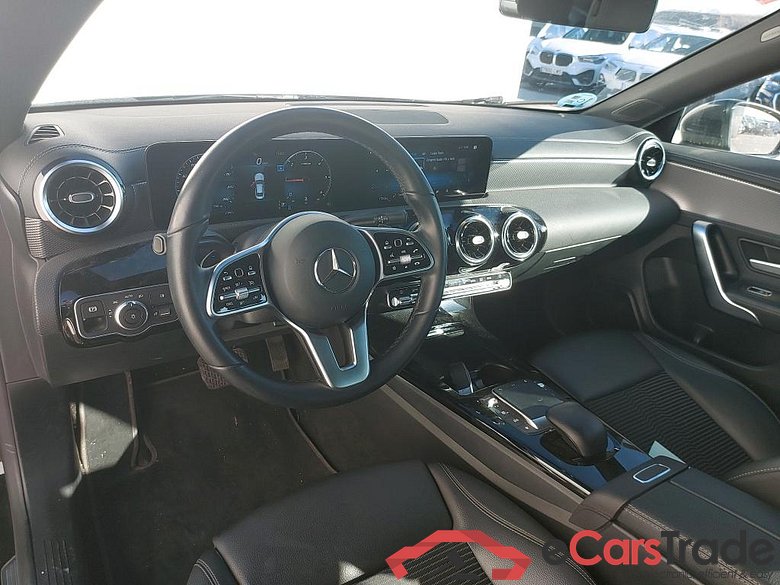 MERCEDES-BENZ CLA / 2019 / 4P / coupé CLA 220 D DCT #3