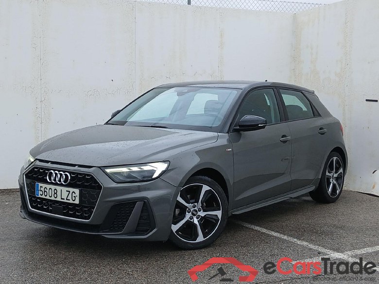 AUDI A1 / 2018 / 5P / berlina con portón Sportback Adrenalin 30 TFSI 81kW S tron(SP)