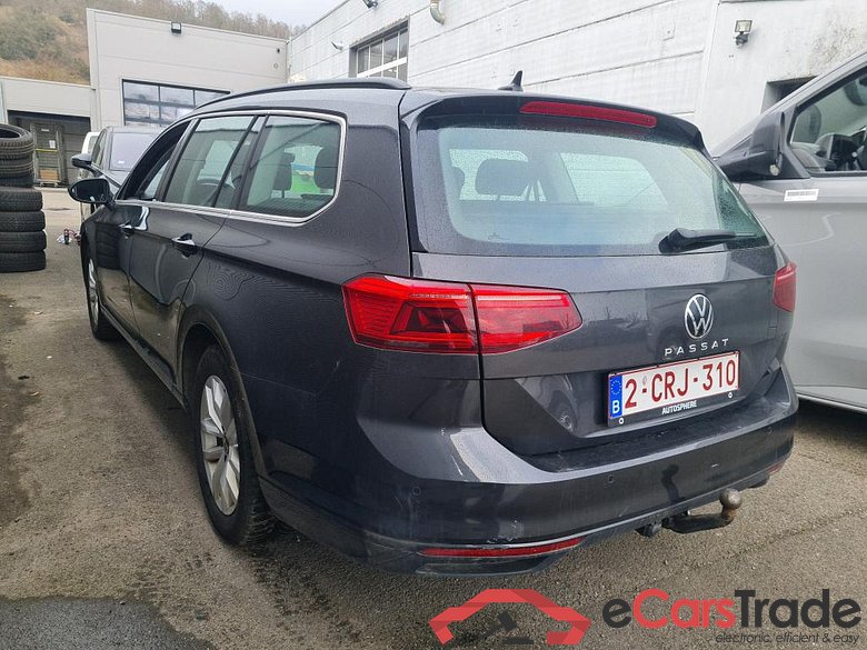 Volkswagen Passat Variant 2.0 TDI Aut. Virtual LED-Matrix Navi Sport-Seats KeylessGo PDC ... #4