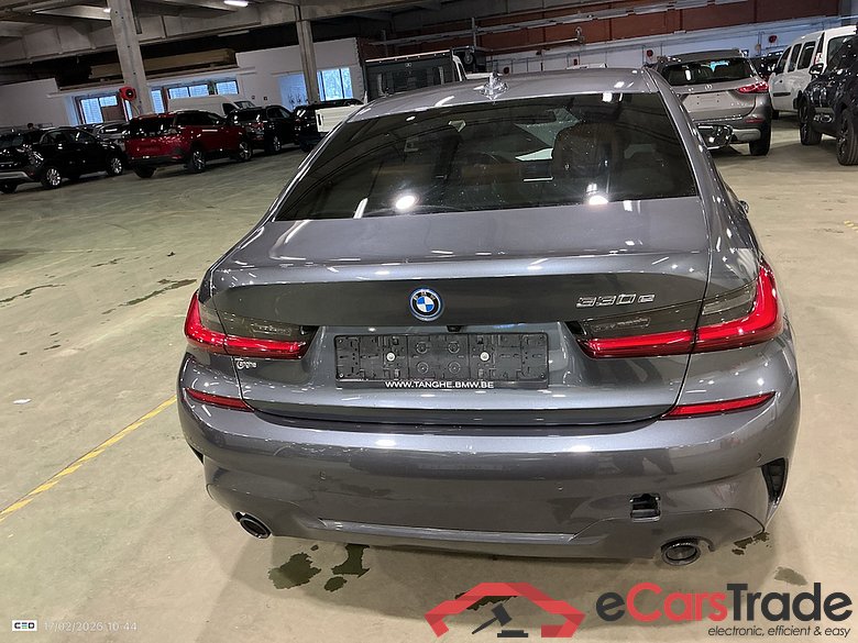BMW 3 TOURING - 2019 330eAS PHEV #5