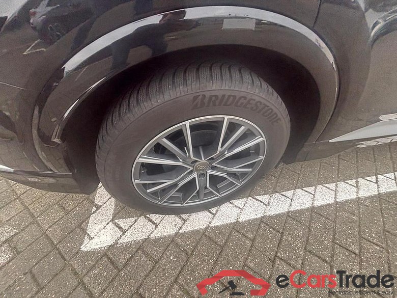 AUDI Q4 e-tron Audi Q4  S line 45 e-tron quattro 210,00 kW #4