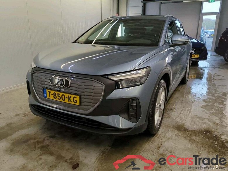 AUDI Q4 e-tron 40 Edition #1