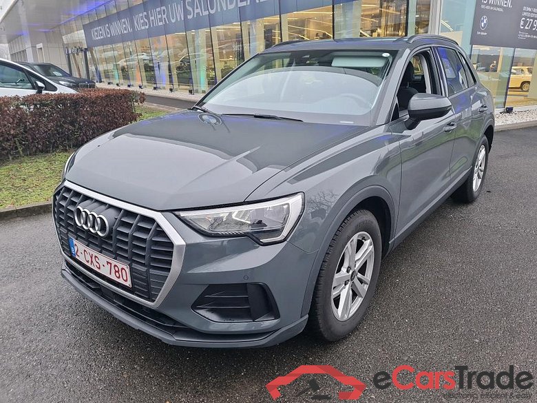 AUDI Q3 1.5 35 TFSI S TRONIC BUS. ED. ATTRACTION
