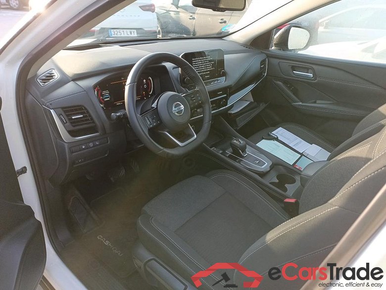 NISSAN QASHQAI / 2021 / 5P / todoterreno DIG-T 116kW mHEV Xtronic Premiere Edit.(SL) #3