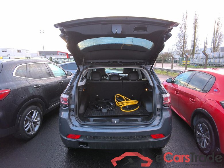 JEEP COMPASS 240 AT6 TRHK RSK #5