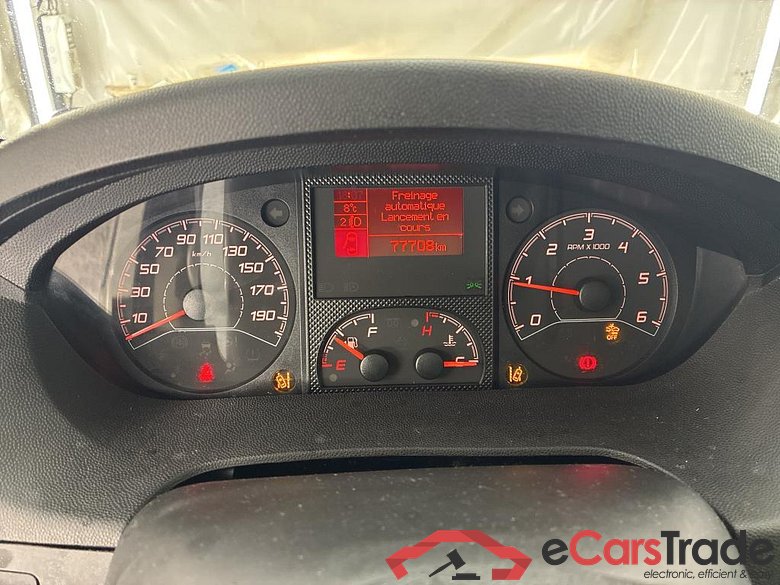 PEUGEOT Boxer / 2014 / 4P / Fourgon tôlé BlueHDi 120 S&S ASPHALT 330 L1H1 #6