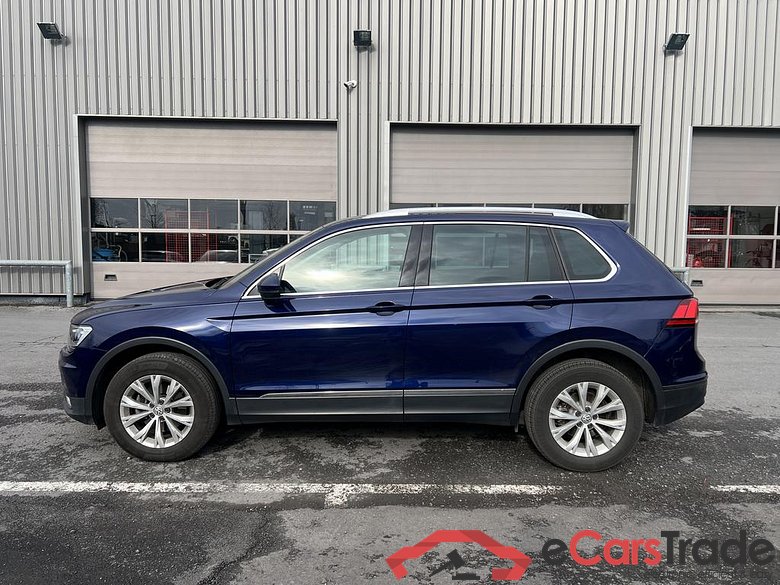 VOLKSWAGEN Tiguan 4 motion #1