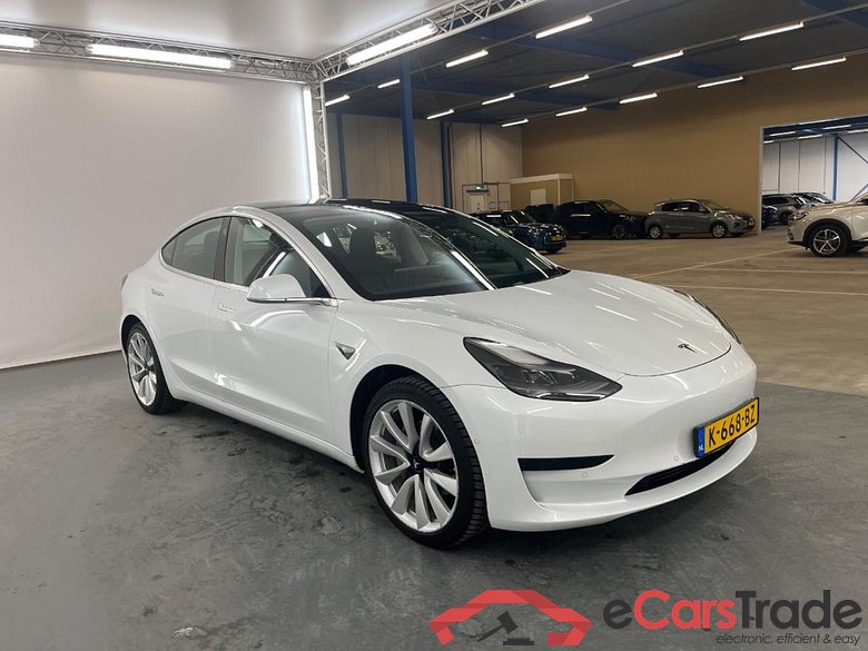 Tesla Model 3 Standard RWD Plus 60 kWh #2