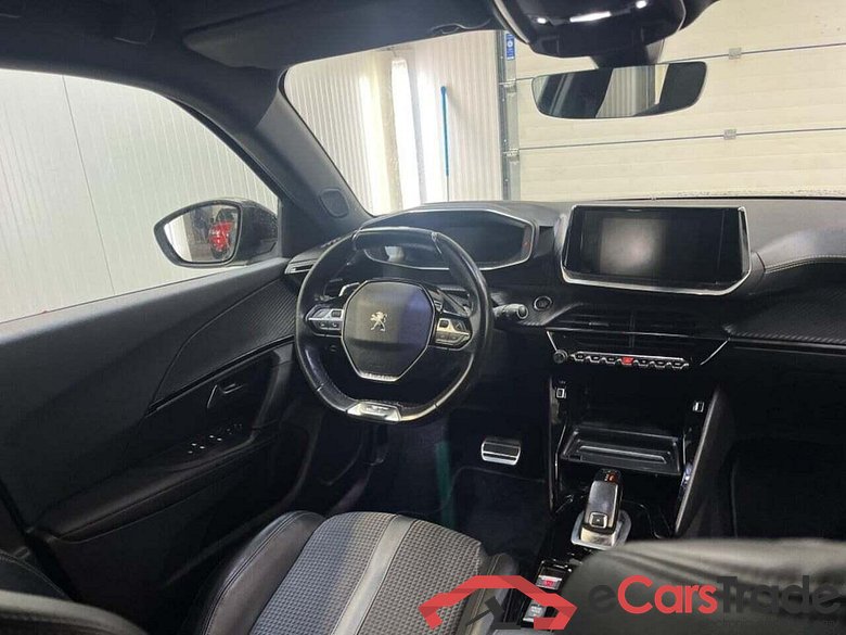 PEUGEOT 2008 1.2 PureTech GT-Line #3