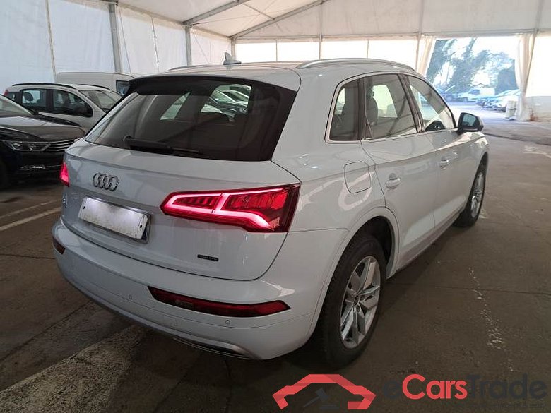 AUDI Q5 / 2016 / 5P / SUV 50 TFSI E BUSINESS QUATTRO S TRONIC #2