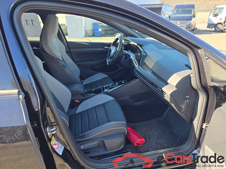 Volkswagen Golf 1.4 TSI Plug-In Hybrid GTE R-Line Aut. Pano LED-Matrix Head-Up Virtual ACC Navi Sport-Leather KeylessGo Klima PDC ... #6